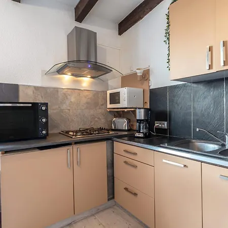 Les Sablons Apartment